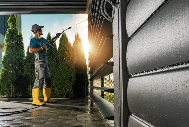 Best Residential Pressure Washing Services  in Temesl Valley, CA